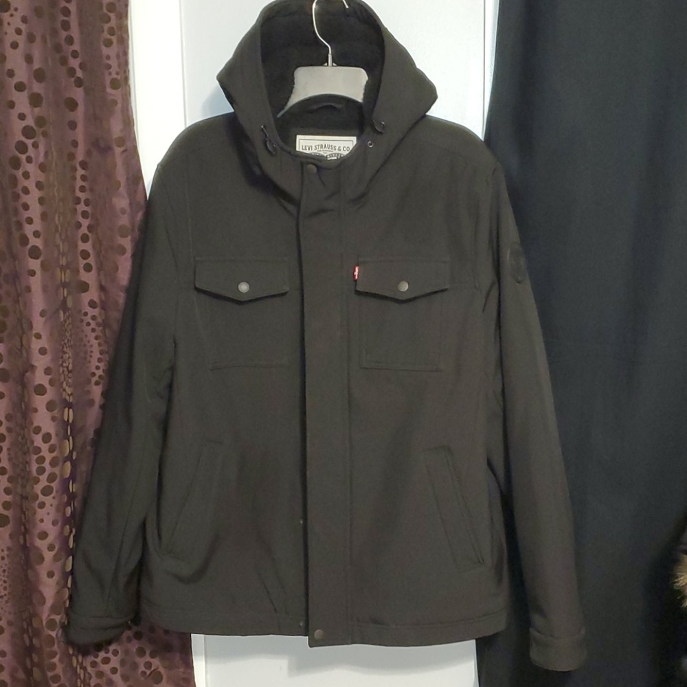 Levis sherpa lined hooded jacket